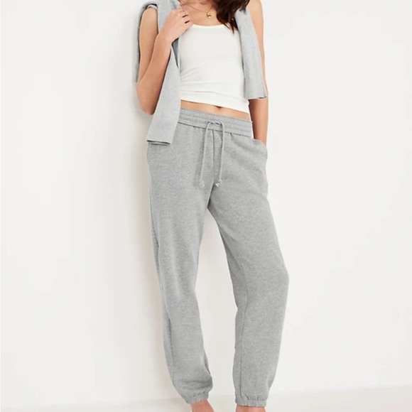 Old Navy Pants - COMFY heather grey sweatpants joggers